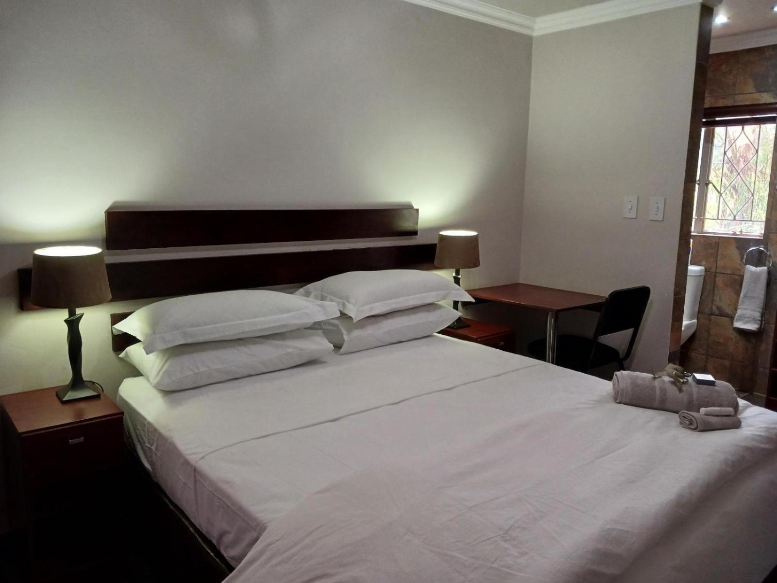 Hotel Blue Sky Manor Roodepoort Zimmer foto